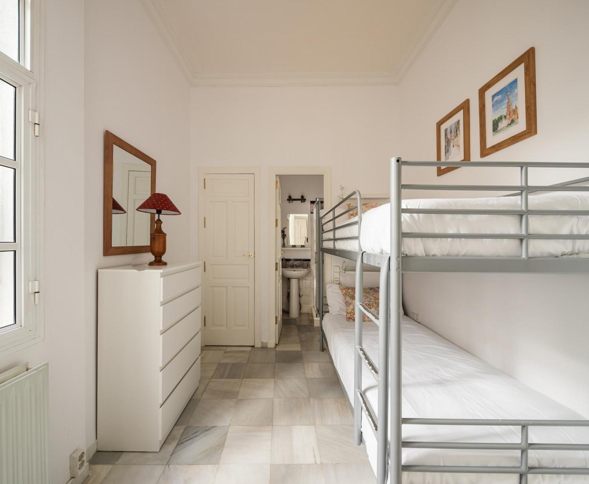 Lujoso Apartamento A Los Pies De La Catedral Seville Luaran gambar